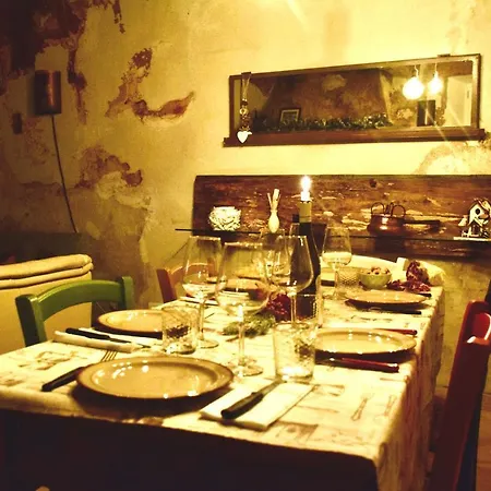 Thari House Como Lake * Naggio (Lombardy)